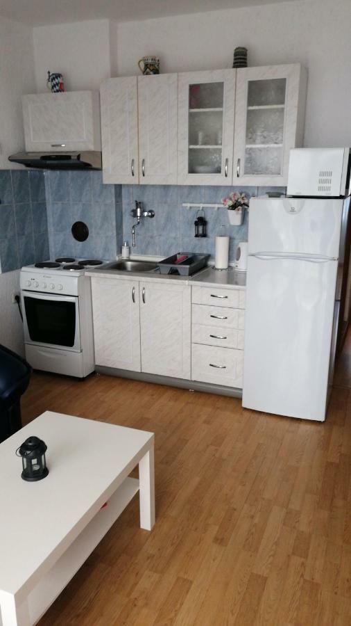 Apartman Valentic Apartment Ядраново Екстериор снимка